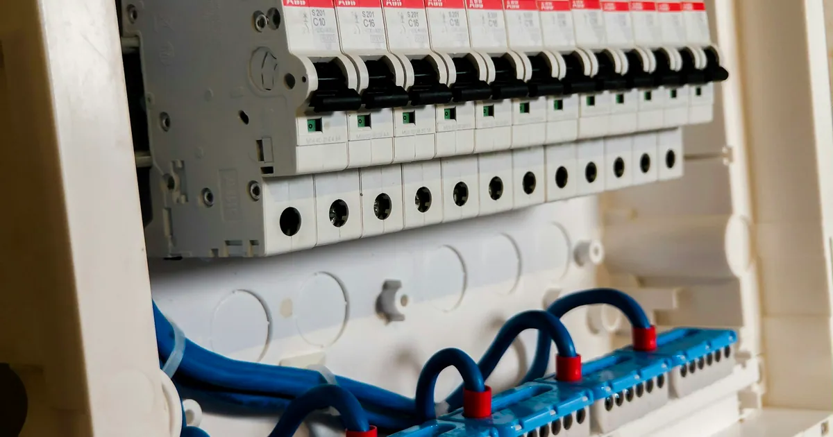 Cuánto cuesta cambiar el cuadro eléctrico en Alicante en 2026