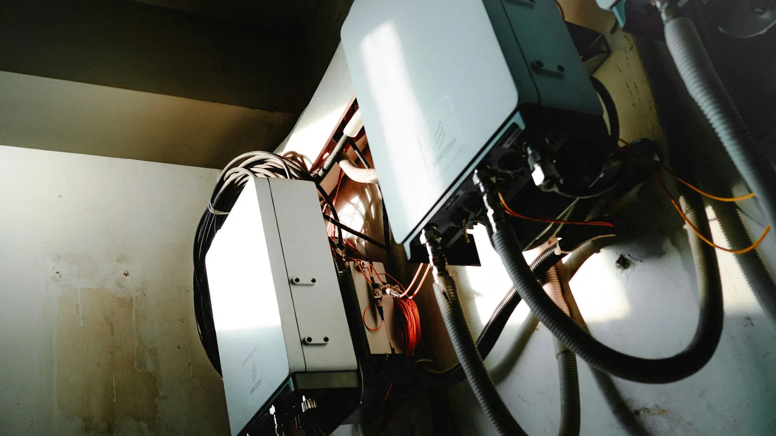 Instalación de baterías de almacenamiento para autoconsumo solar