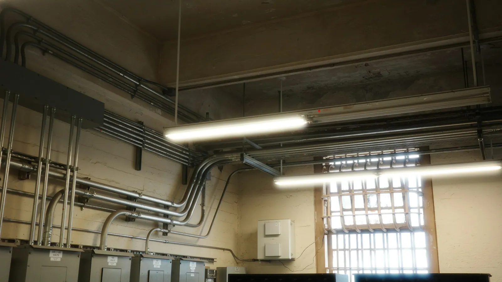 Instalación eléctrica de un local comercial en Alicante